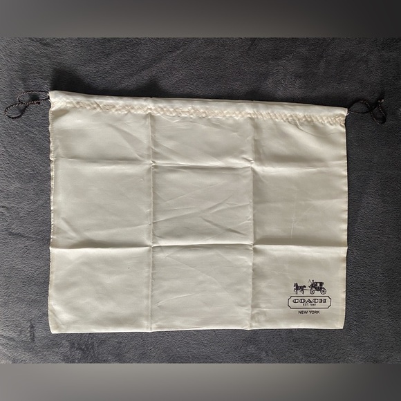 COACH Poppy Leather Hippie Purse Black Leather. Crossbody bag. Handbag. Preowned - Picture 15 of 16